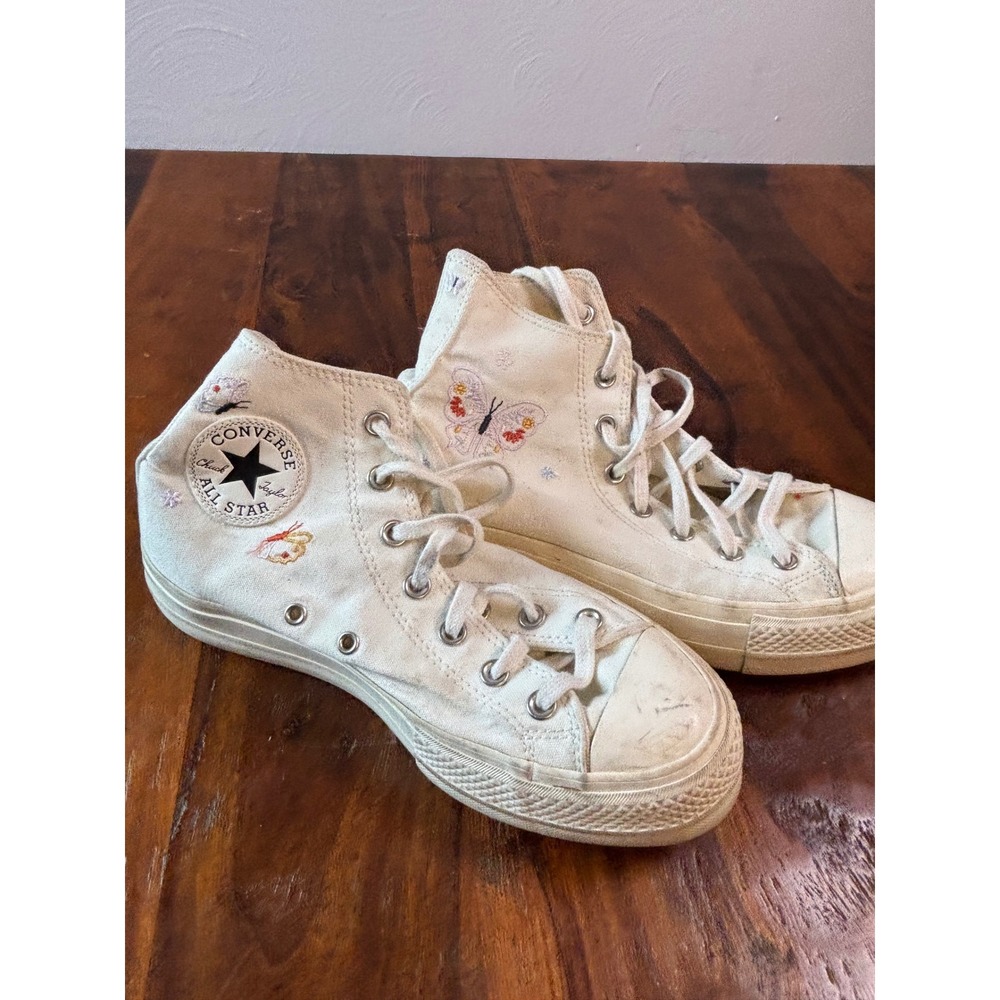 Converse Chuck Taylor All‎ Star High Top Butterfly Embroidered Cream A05979C 8.5